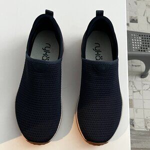 Ryka Echo Knit women’s 7.5 M Blue Slip-On Shoes